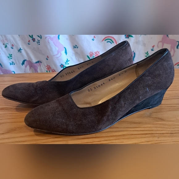 Vintage Salvatore Ferragamo Brown Suede Boho Wedge Heel Shoe SZ 5.5B - Picture 3 of 9